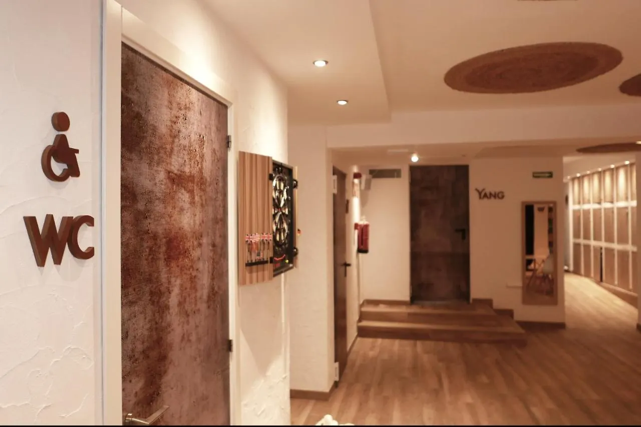 Y Hostel - Albergue Juvenil Palma de Mallorca